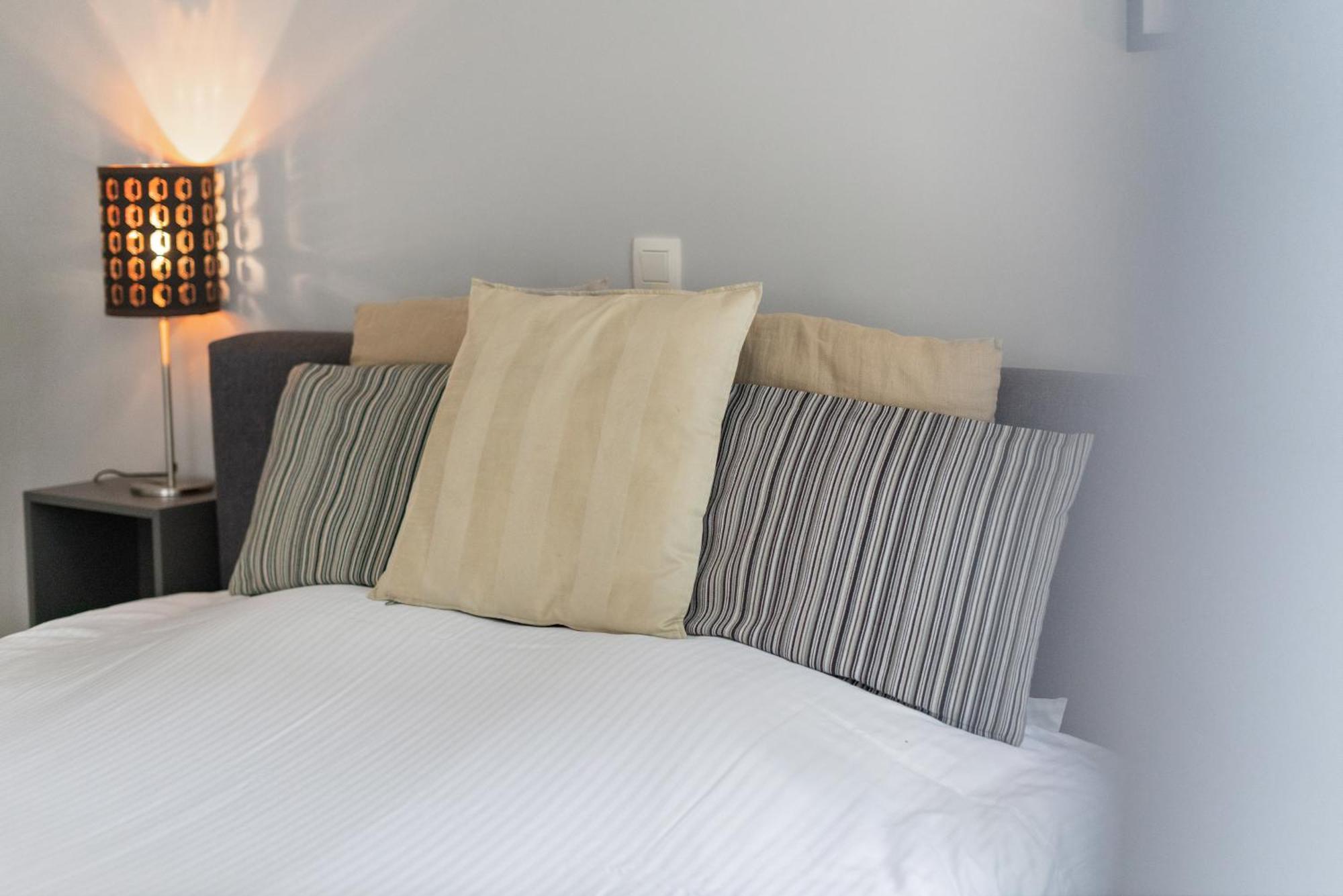 Spacious Guest Suites Near Historic Market - 5 Min Walk Brugge Buitenkant foto