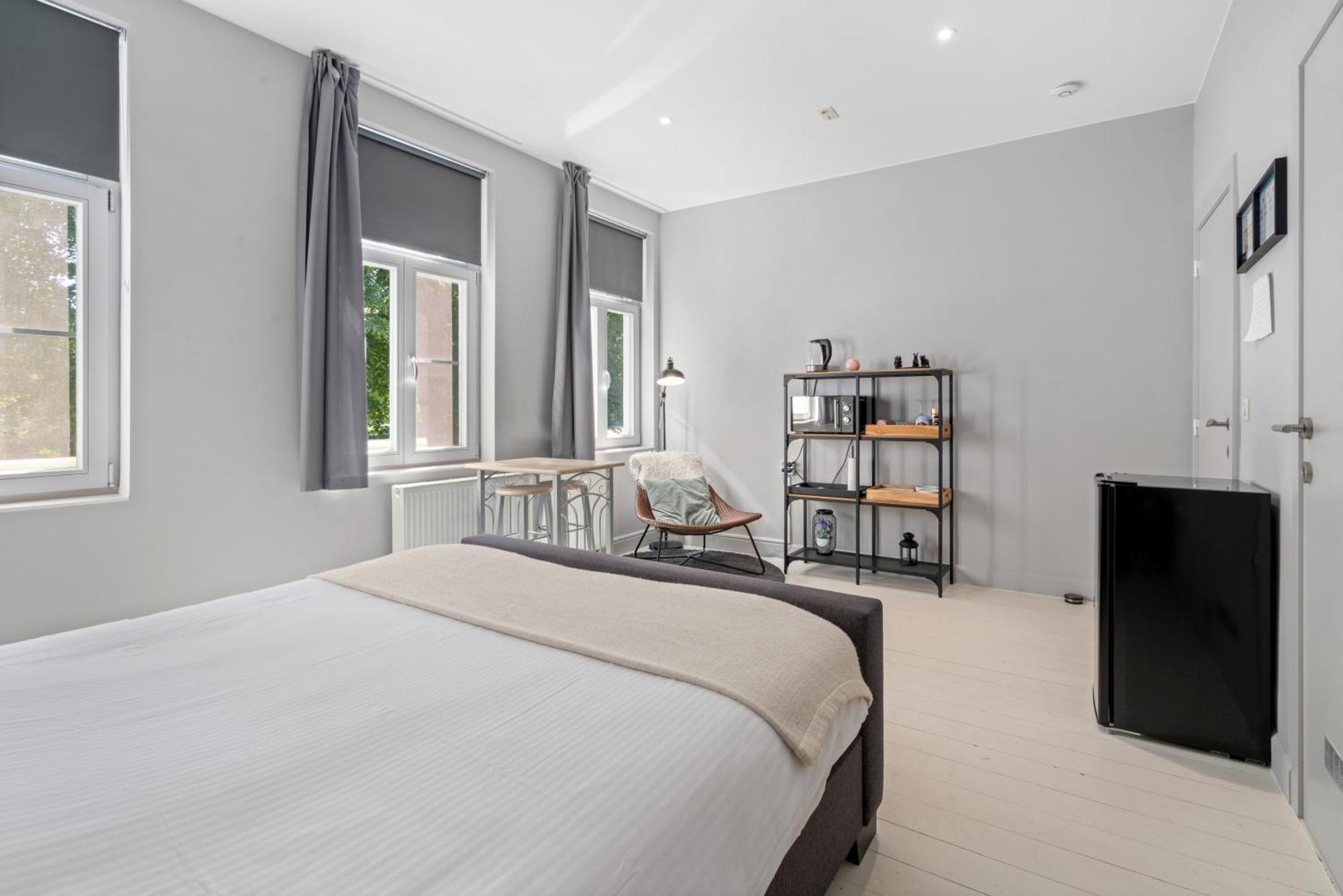 Spacious Guest Suites Near Historic Market - 5 Min Walk Brugge Buitenkant foto